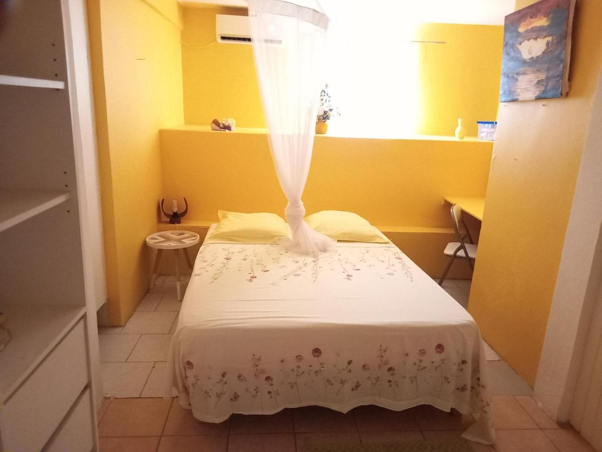 Bel Appartement - Proche Des Plages De Sainte Anne Екстериор снимка